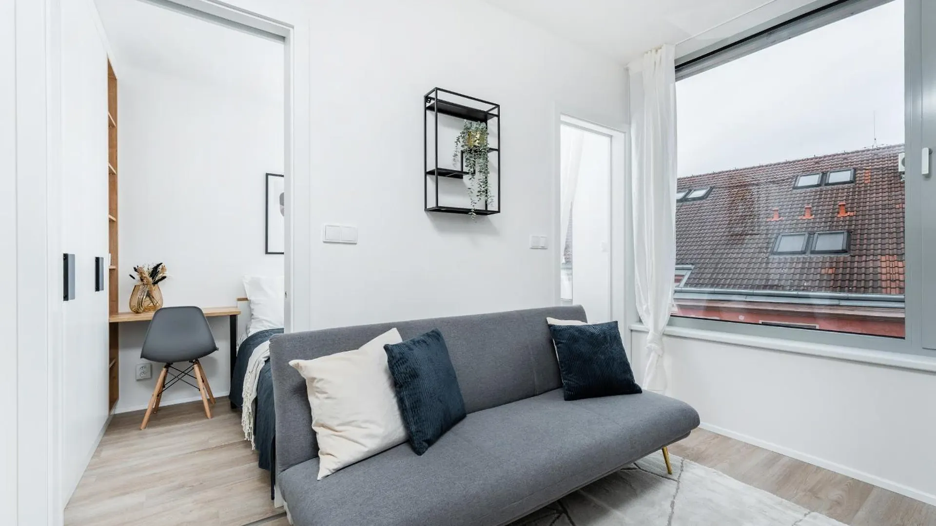 Mymozart Apartments Prague By Rentero Property