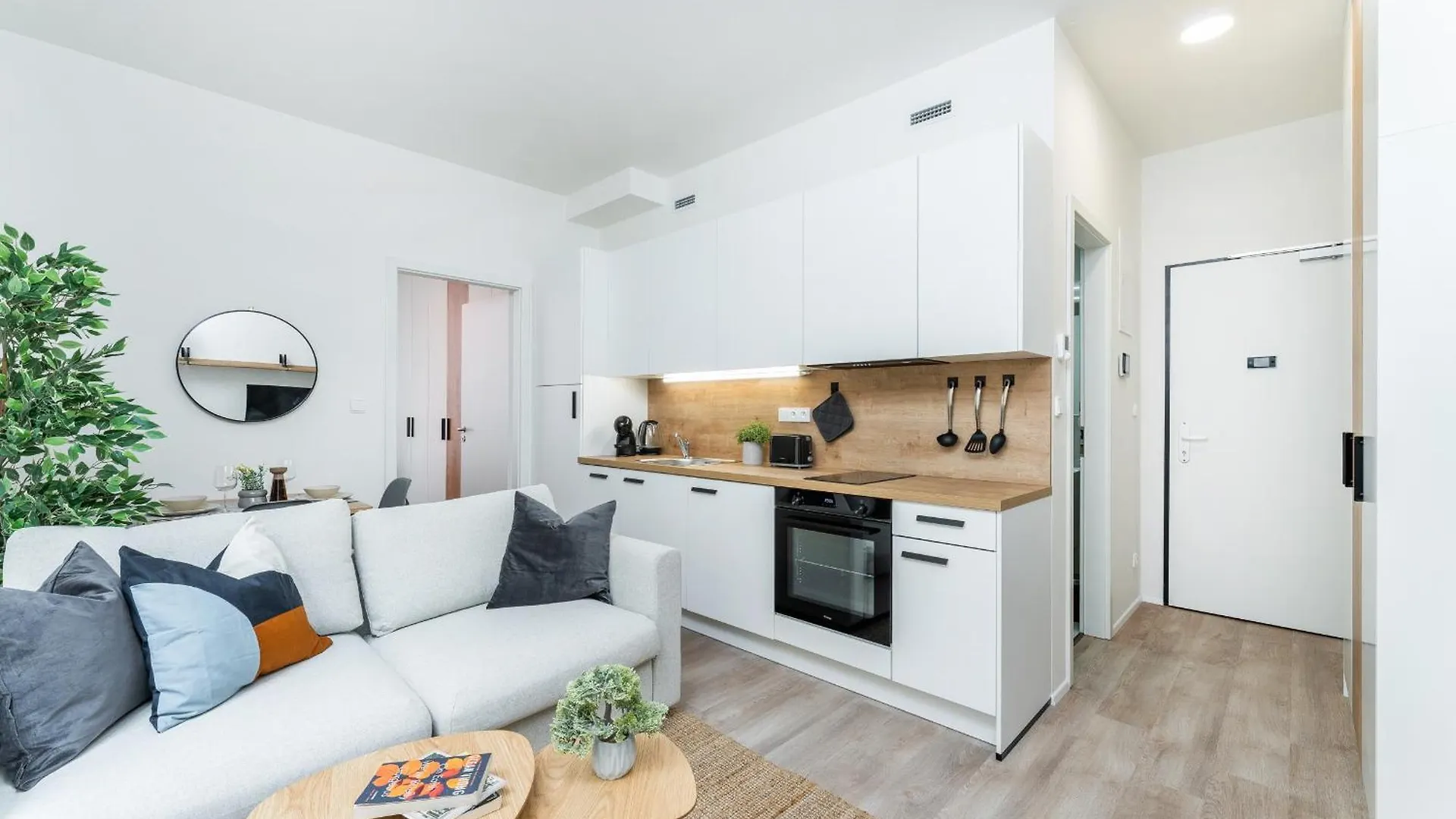 Mymozart Apartments Prague By Rentero Property 0*,