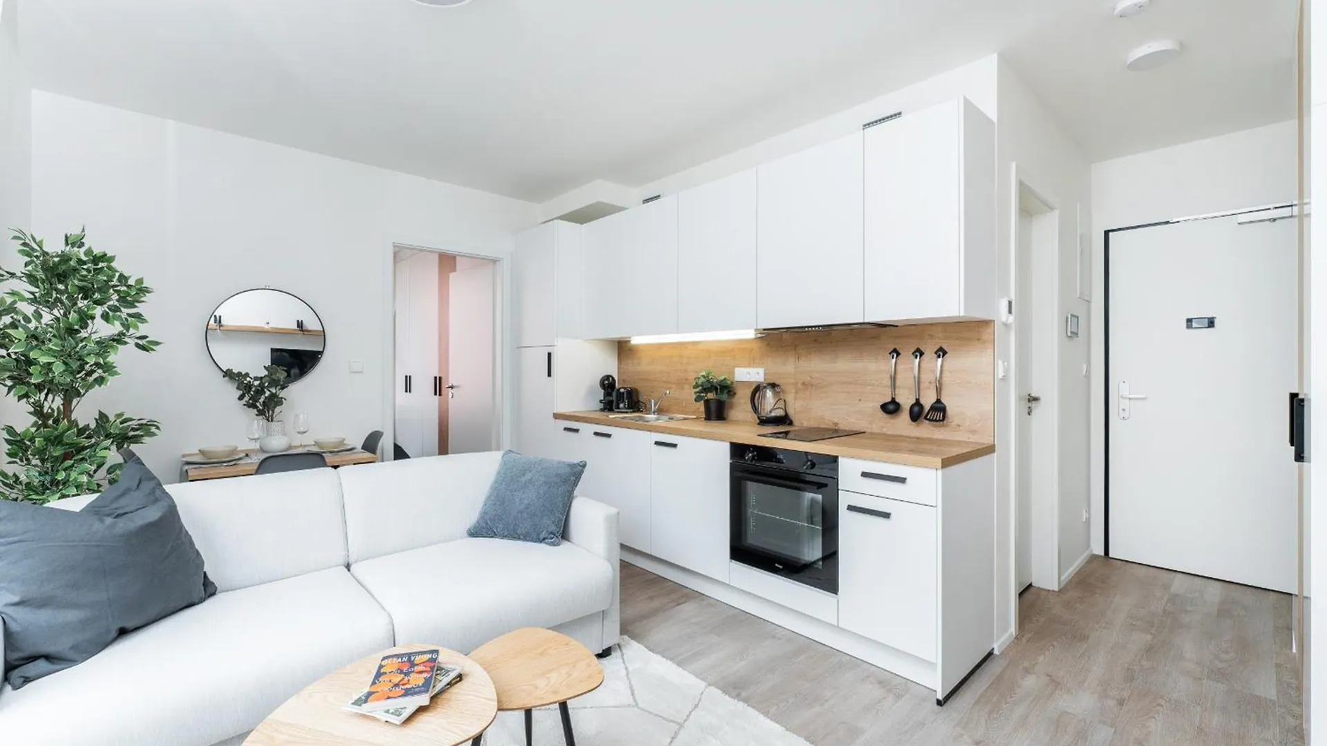 Mymozart Apartments Prague By Rentero Property מלון דירות