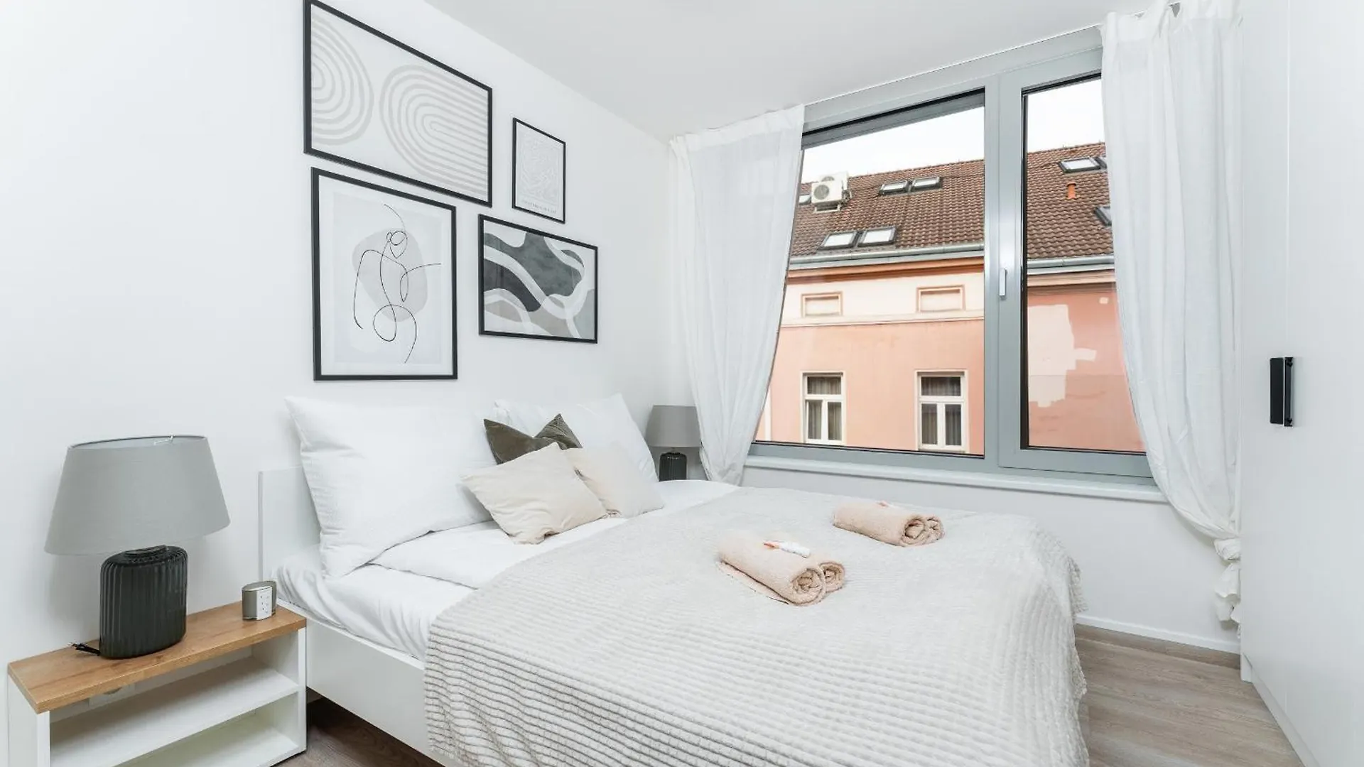 Mymozart Apartments Prague By Rentero Property