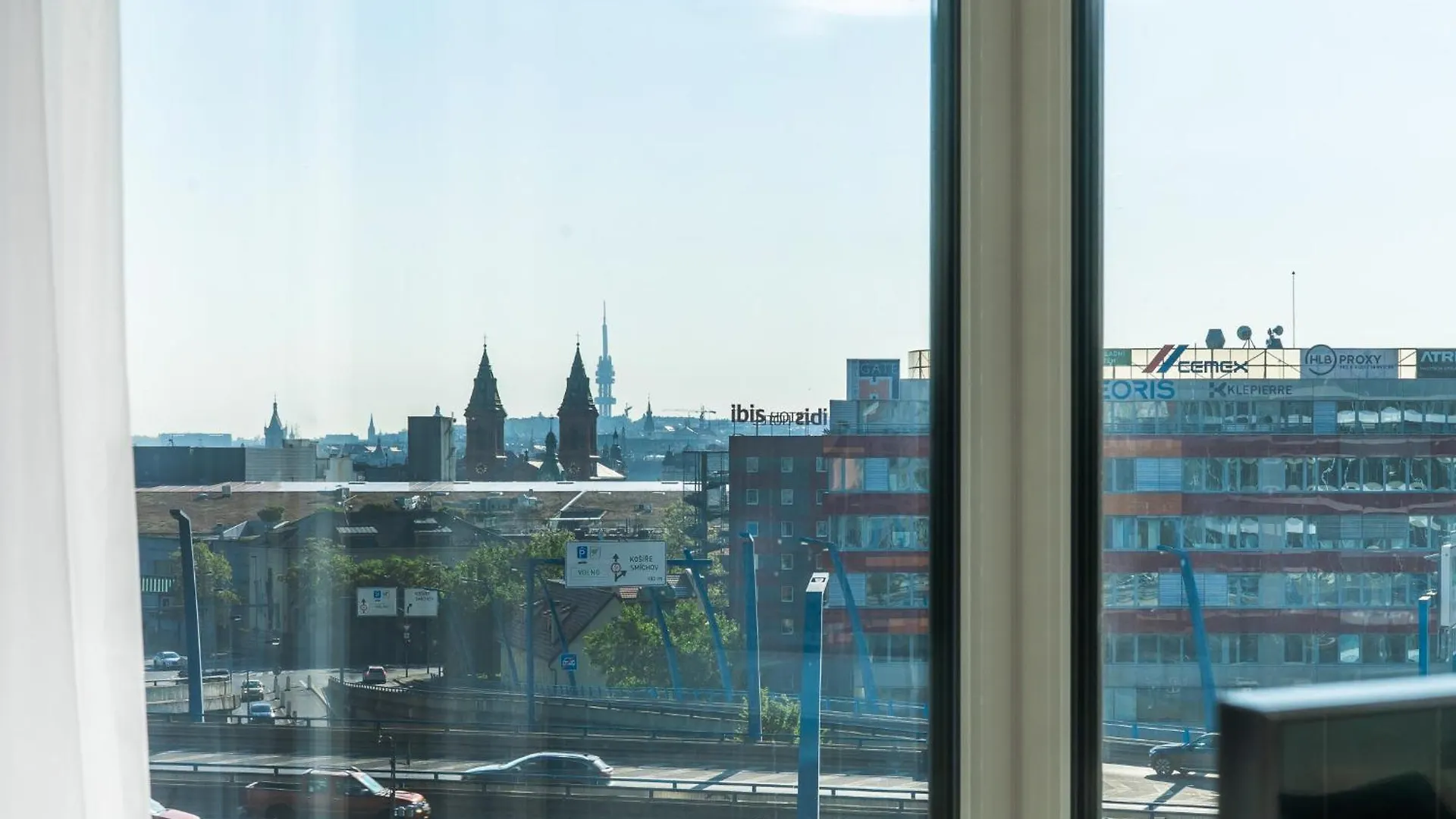 Mymozart Apartments Prague By Rentero Property מלון דירות